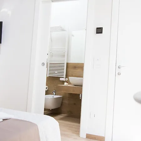 Latino Bed and breakfast